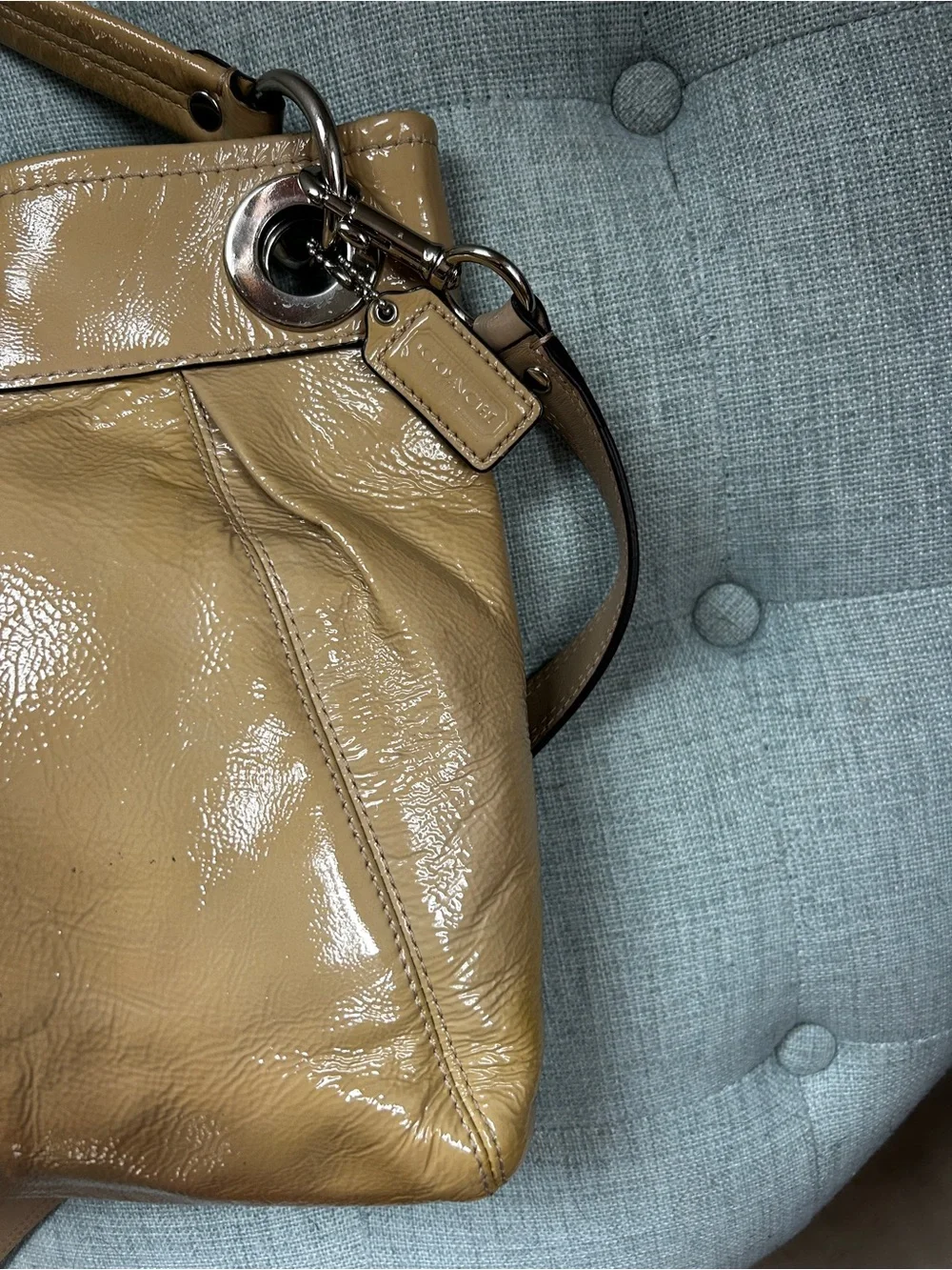 Coach Ashley Hippie F17953 Patent Leather Convertible Crossbody Bag Y2K
